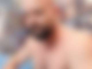 HugeMuscles's Live Sex Cam Show