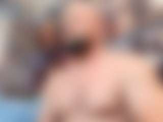 HugeMuscles's Live Sex Cam Show