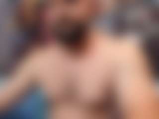 HugeMuscles's Live Sex Cam Show