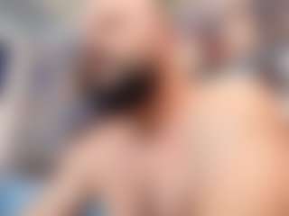 HugeMuscles's Live Sex Cam Show
