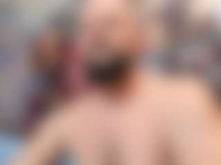 HugeMuscles's Live Sex Cam Show
