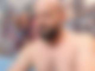 HugeMuscles's Live Sex Cam Show