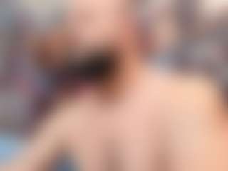 HugeMuscles's Live Sex Cam Show