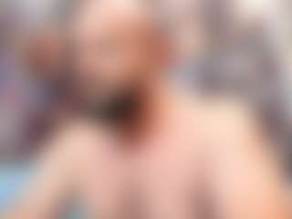 HugeMuscles's Live Sex Cam Show