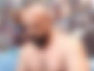 HugeMuscles's Live Sex Cam Show