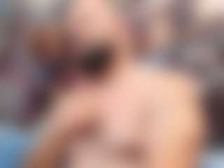 HugeMuscles's Live Sex Cam Show