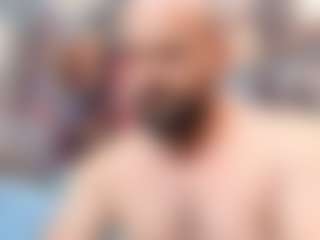 HugeMuscles's Live Sex Cam Show