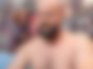 HugeMuscles's Live Sex Cam Show
