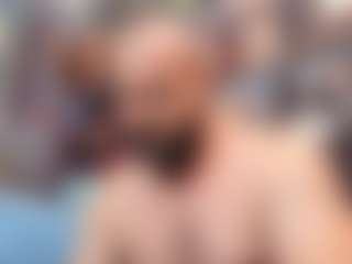 HugeMuscles's Live Sex Cam Show
