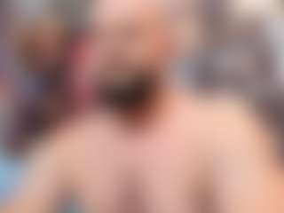 HugeMuscles's Live Sex Cam Show