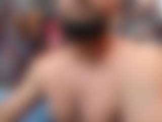 HugeMuscles's Live Sex Cam Show