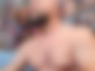 HugeMuscles's Live Sex Cam Show
