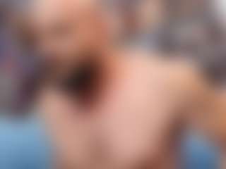 HugeMuscles's Live Sex Cam Show