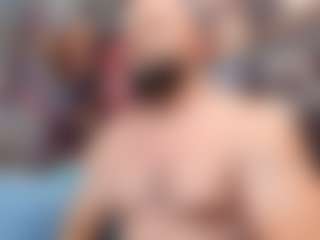 HugeMuscles's Live Sex Cam Show