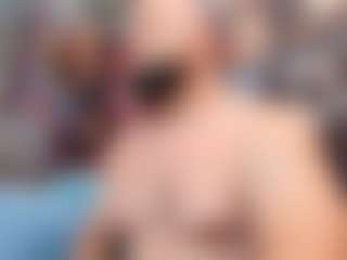 HugeMuscles's Live Sex Cam Show
