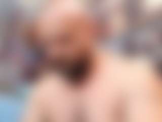 HugeMuscles's Live Sex Cam Show