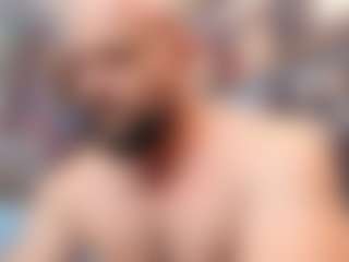 HugeMuscles's Live Sex Cam Show