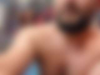 HugeMuscles's Live Sex Cam Show