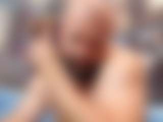 HugeMuscles's Live Sex Cam Show