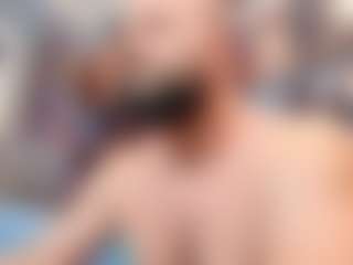 HugeMuscles's Live Sex Cam Show
