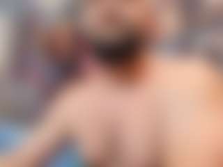 HugeMuscles's Live Sex Cam Show