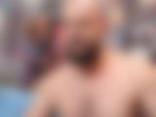 HugeMuscles's Live Sex Cam Show