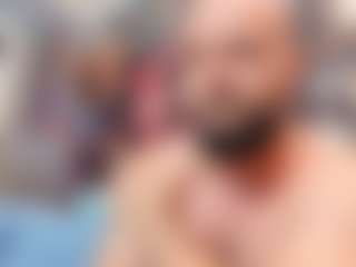 HugeMuscles's Live Sex Cam Show