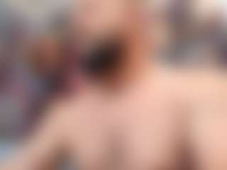 HugeMuscles's Live Sex Cam Show