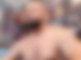 HugeMuscles's Live Sex Cam Show