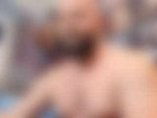 HugeMuscles's Live Sex Cam Show