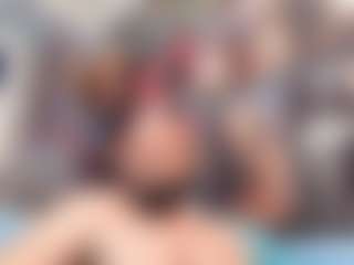 HugeMuscles's Live Sex Cam Show