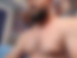 HugeMuscles's Live Sex Cam Show
