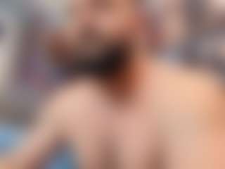 HugeMuscles's Live Sex Cam Show