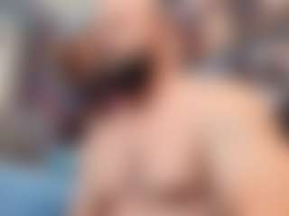 HugeMuscles's Live Sex Cam Show