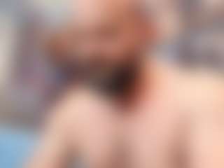 HugeMuscles's Live Sex Cam Show