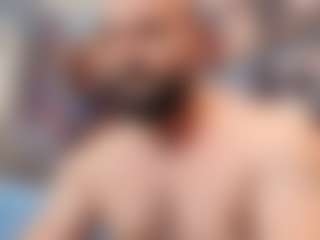 HugeMuscles's Live Sex Cam Show
