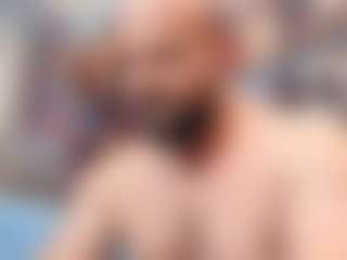 Show in cam erotica live di HugeMuscles