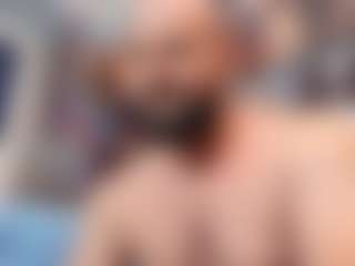 HugeMuscles's Live Sex Cam Show