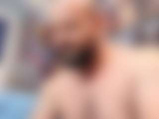HugeMuscles's Live Sex Cam Show