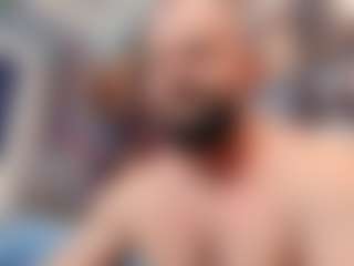 HugeMuscles's Live Sex Cam Show