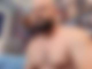 HugeMuscles's Live Sex Cam Show