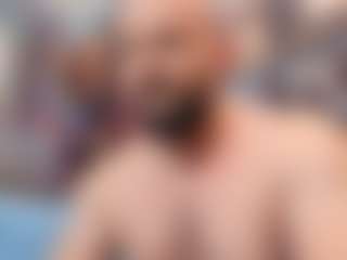 HugeMuscles's Live Sex Cam Show