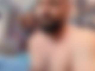 HugeMuscles's Live Sex Cam Show