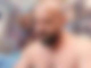 HugeMuscles's Live Sex Cam Show