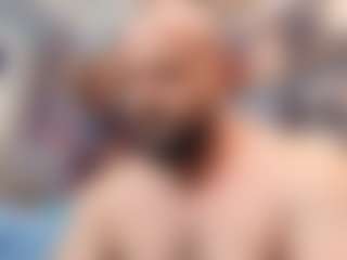 HugeMuscles's Live Sex Cam Show