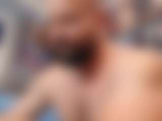 HugeMuscles's Live Sex Cam Show