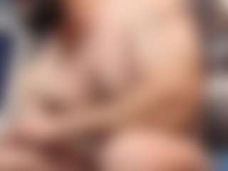 HugeMuscles's Live Sex Cam Show
