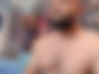 HugeMuscles's Live Sex Cam Show