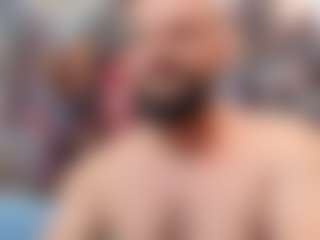 HugeMuscles's Live Sex Cam Show