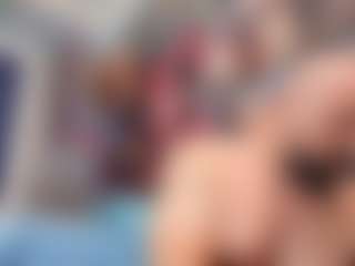 HugeMuscles's Live Sex Cam Show